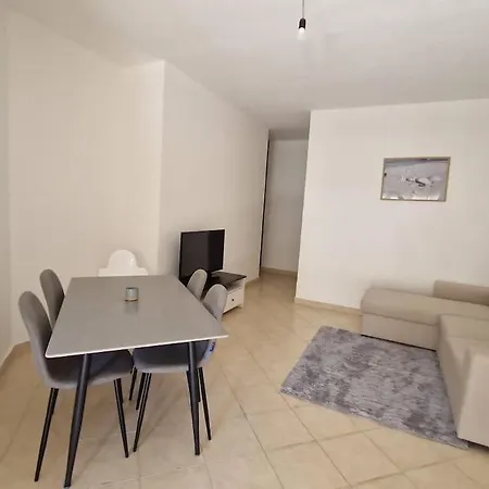 Apartment Laegenhet I Golem *